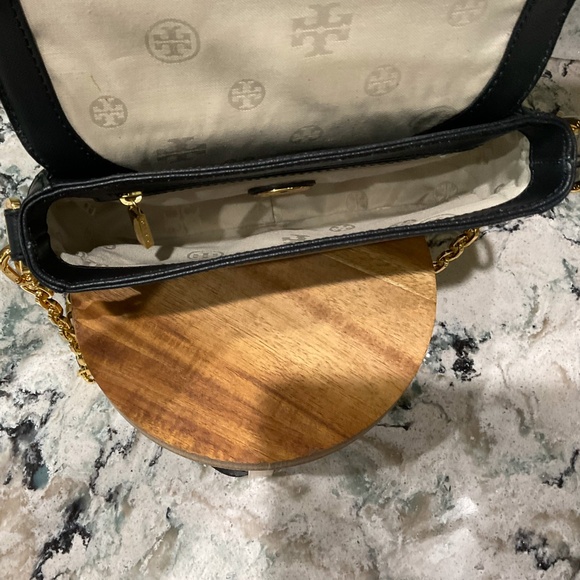 Tory Burch Robinson Adjustable Chain Mini Bag - Picture 9 of 13